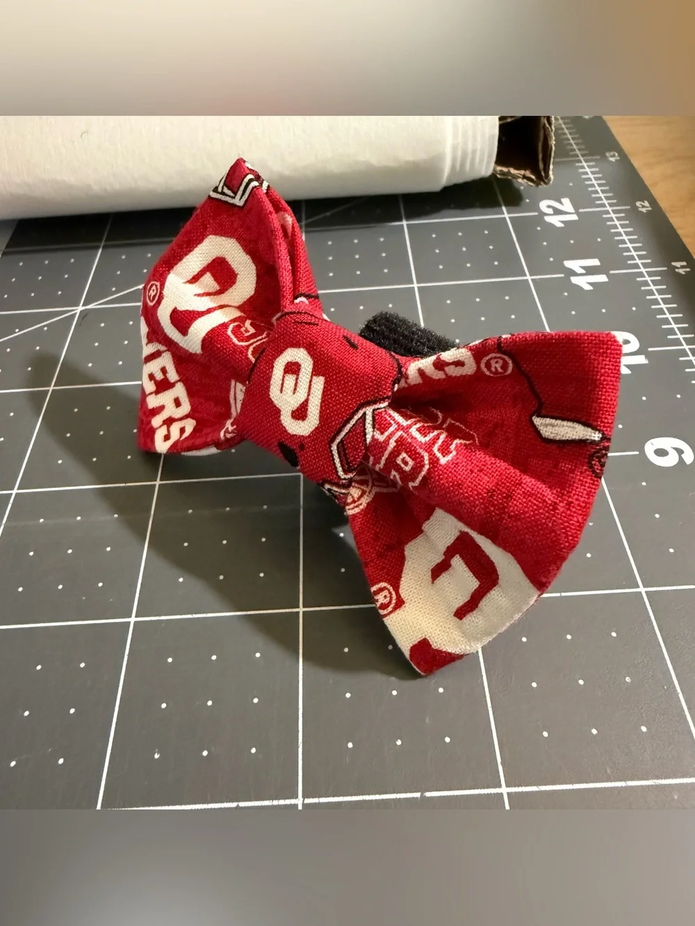OU Pet Bowtie (medium)